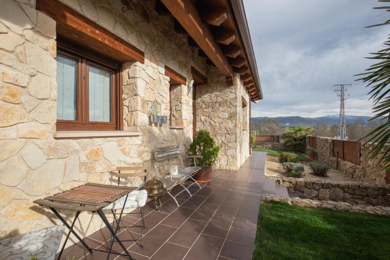Casa Rural La Nava De Tizneros Exterior photo